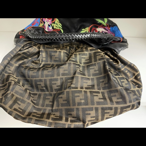 FENDI Rare Limited Edition Squirrel Spy Hobo Bag - Picture 14 of 15